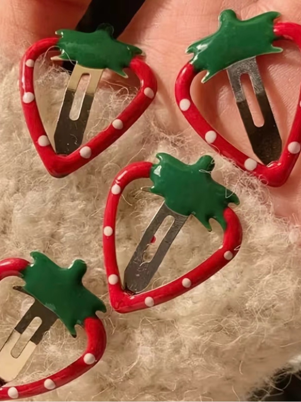 Strawberry Snap Hair Clips Retro‎ Set of 4 NWOT